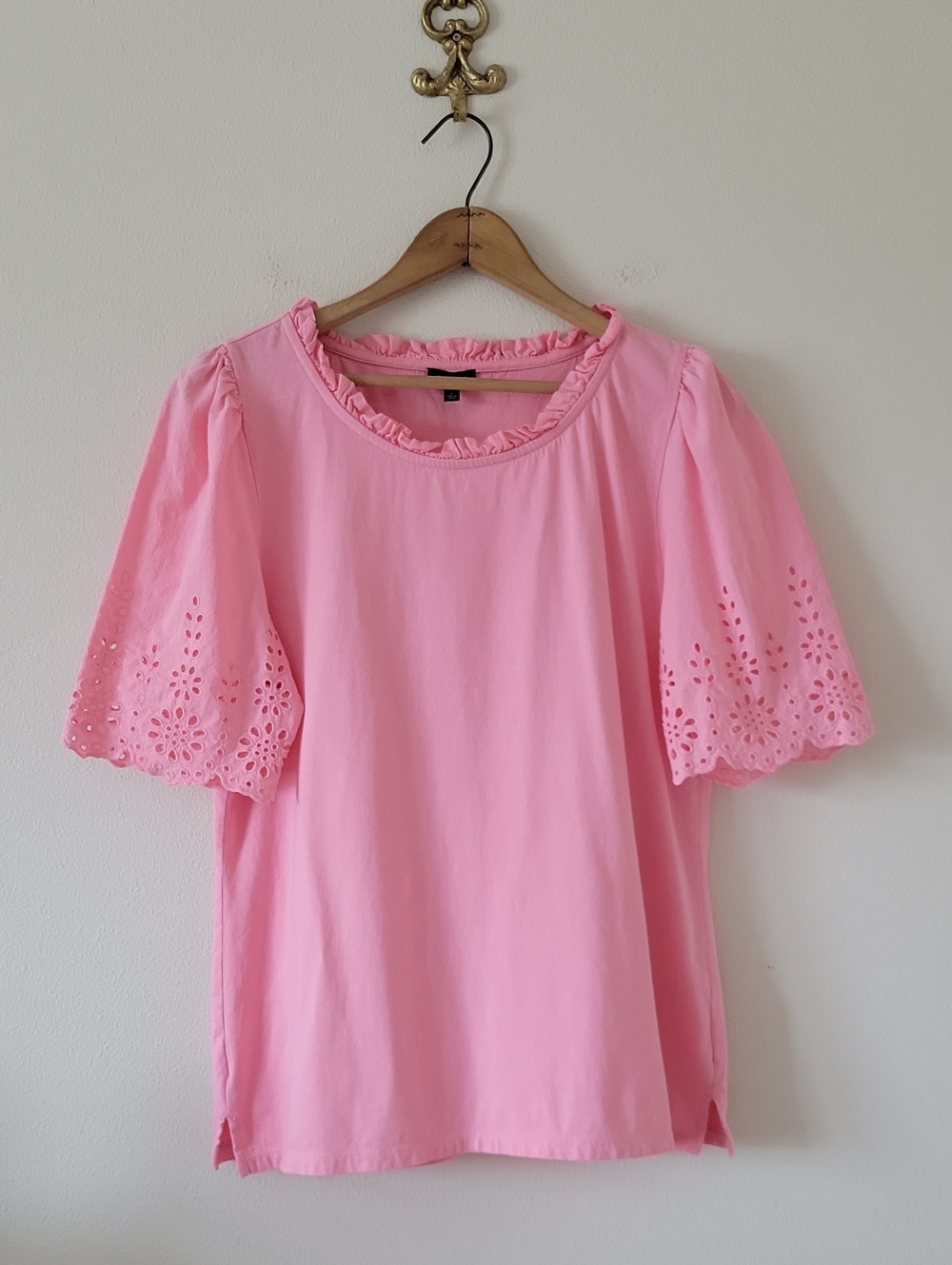 Talbots Pink Eyelet Sleeve Tshirt Size Large